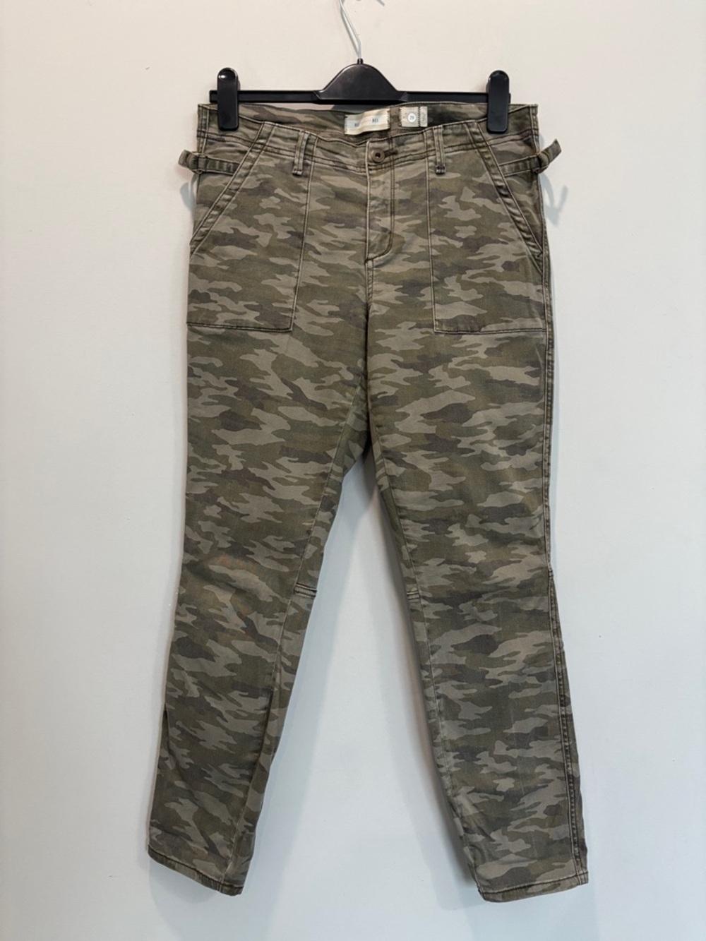 Anthro Hei Hei Camo Utility Pants Skinny Mid Rise 29 Casual Weekend Coastal Chic - Picture 2 of 13